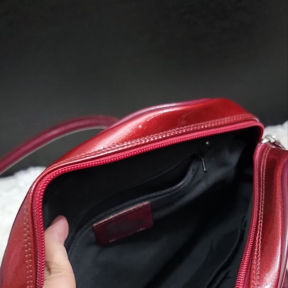 Two Browns Italy Patent Shoulder Bag - Picture 15 of 16